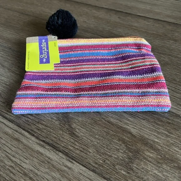 Women's Zipper Pouch - Picture 7 of 11